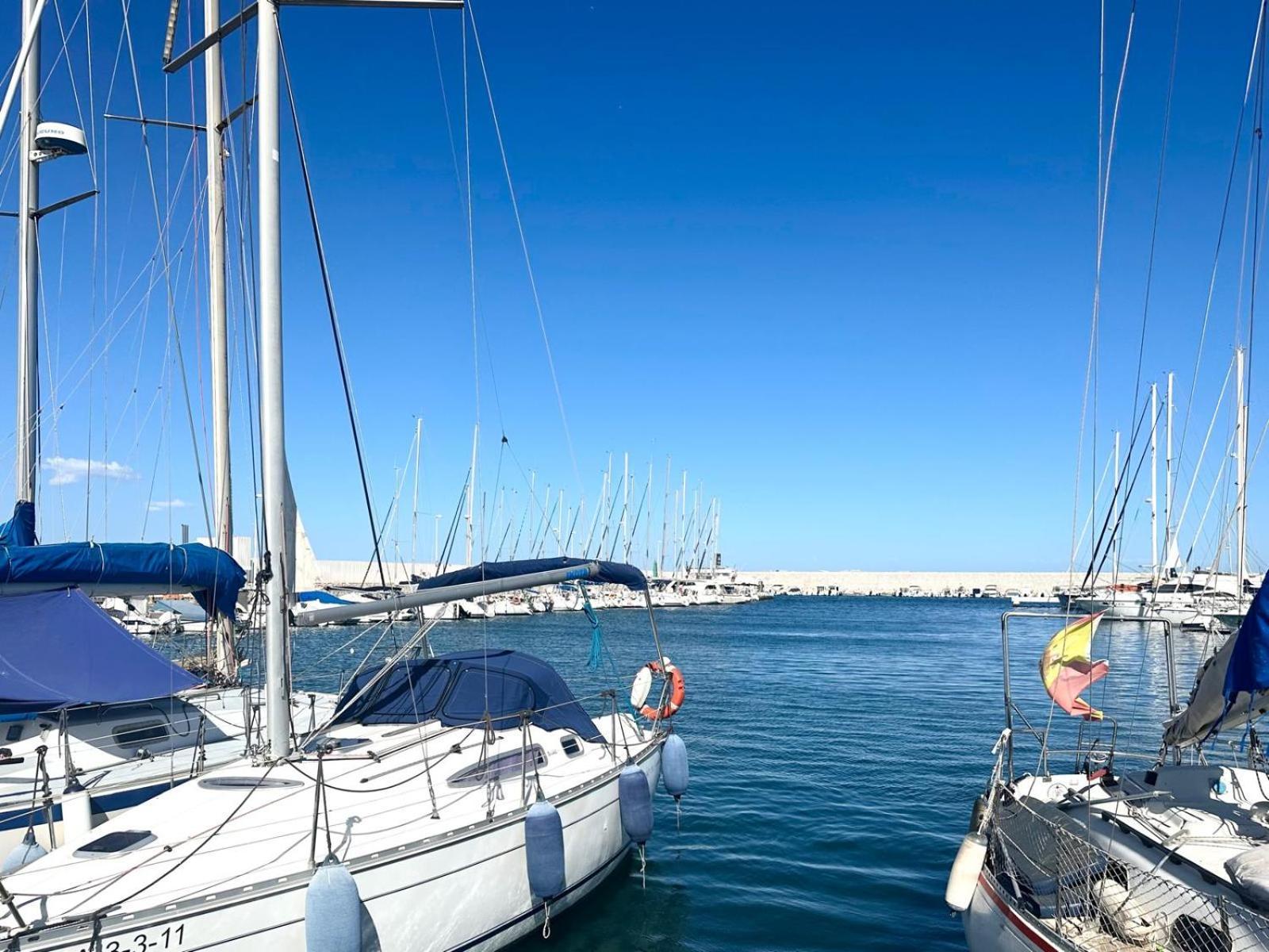 Costa Del Sol Seaside Studio - 5 Mins From Beach Fuengirola Bagian luar foto